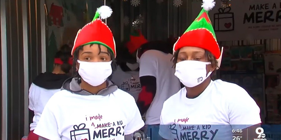 BFFs Make the Holidays Merrier for Struggling Single-Parent Households