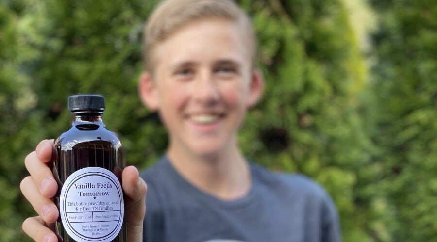Teen baker donates $100k business proceeds to food bank